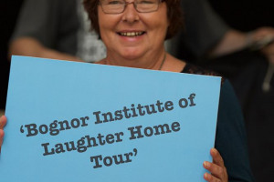 maxine-bil-u-8-a-1192.jpg - Bognor Institute of Laughter Home Tour 