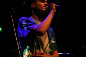 keaton-dekker-performer-at-sound-out-youth-arts-gig.jpg - Hoxton Hall Youth Music Shout Out!