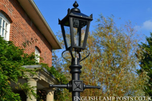 victorian-lamp-posts.jpg - Cambridge Road lamp posts