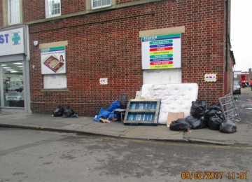st-josephs-drive-fly-tipping-outside-alley-9-02-2017.jpg