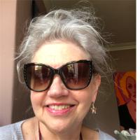 Elaine Molyneux avatar image