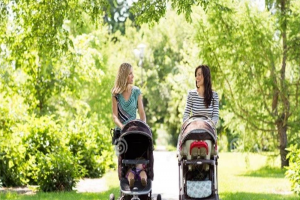 pushchair-path-1-25.jpg -  Annscroft Play Area wheel friendly path