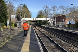 cs-railway-station-wide-view.jpg - Church Stretton secure cycle lockers