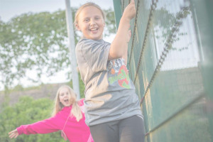1639.jpg - Learning through play in Minchinhampton