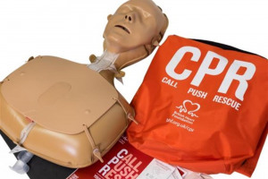 cpr-training-kit-1.jpg - Defibrillator for Charlotteville