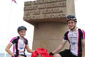 bike-club-poppies.jpg - Pisa to Rome 2018