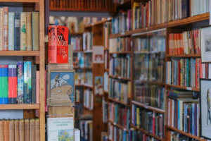 the-bookshop-on-the-heath-7-630-x-420.jpg - Eco Books