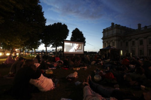 nomadcinema2.jpg - Pop Up Xmas Cinema
