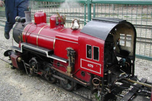 02-09-wmr-steam-up-2002-002.jpg - Restore steam trains to Cassiobury Park