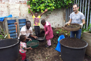 20120623_145730.jpg - Ropewalk Community Garden Summer Growing