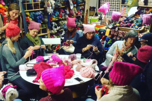 knitting.jpg - Daymakers: making, together