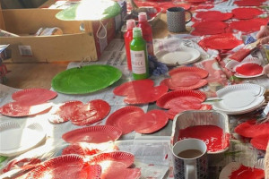 poppies.jpg - Creating Together - Jacks Place Table