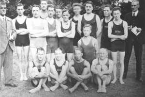 31-swimming-club-1930.jpg - Revive Wild Swimming in Broomfield Park