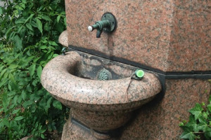 water-fountain-small-07072021-2.jpg - Hadley Green Drinking Fountain
