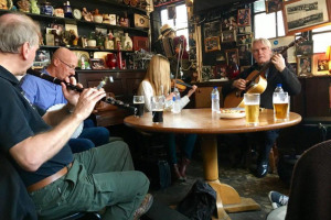 frank-004.jpg - Traditional Irish Music in Slough