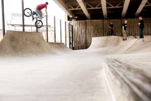 BMX2.jpg - Popup Skatepark