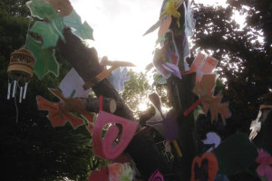 15-6-june-6-th-img-0719-trees-on-the-green-hilly-fieldsd-brockley-max-festival-tree-saturday-6-th-june-2015.jpg - Trees on the Green