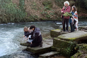 group-pouring-of-the-collected-waters.jpg - River Frome - Rights, Ritual, Restore