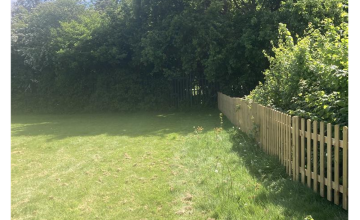 Image 4 of 7