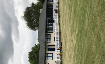 Image 3 of 4