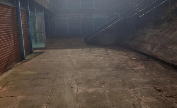 Image 7 of 7