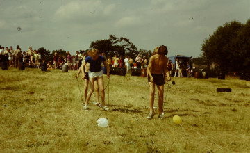 Image 2 of 4