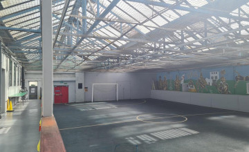 Image 4 of 5