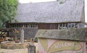 Image 4 of 7