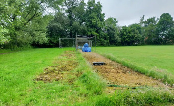 Image 2 of 6