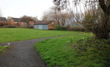 Image 4 of 4