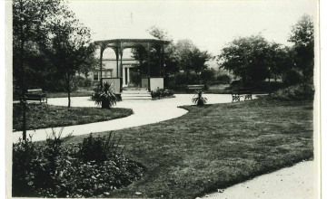 Image 3 of 14