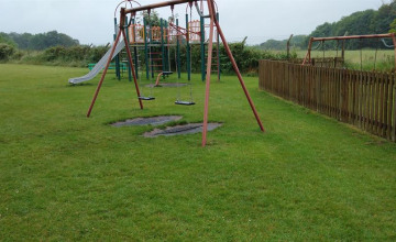 Image 3 of 8