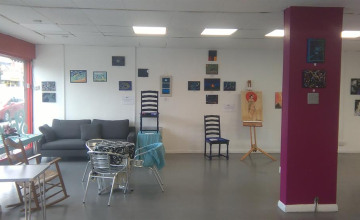 Image 3 of 6