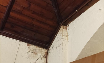 Image 4 of 4