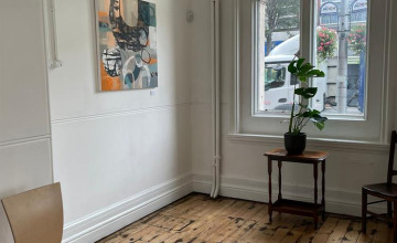 Image 21 of 28