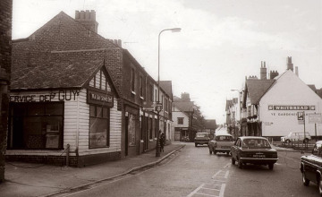 Image 2 of 8
