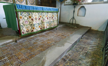 Image 9 of 14