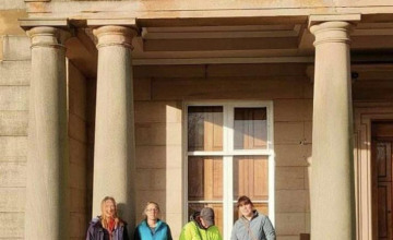 Image 2 of 7