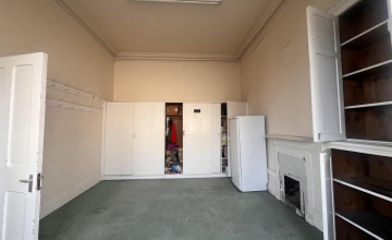 Image 5 of 15