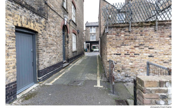 Image 19 of 22