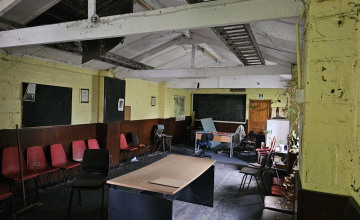 Image 4 of 7