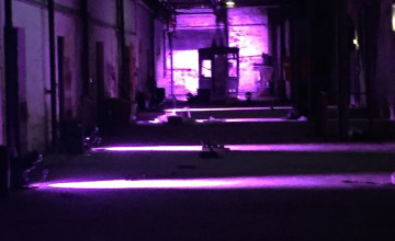 Image 2 of 4