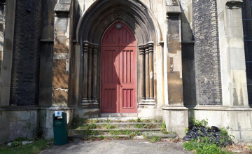 Image 4 of 6