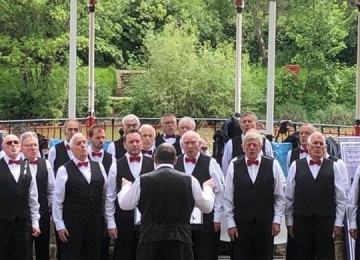 bandstand-choir.jpg
