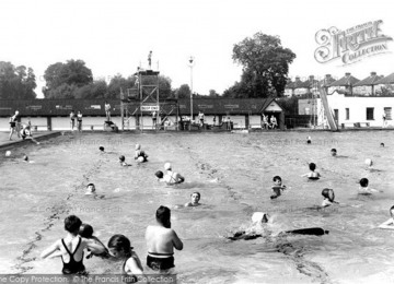 surbiton-swimming-pool-c-1955-s-231002-large.jpg
