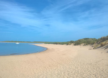 high-town-beach.jpg