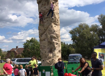 14-08-fun-day-climbing-wall.jpeg