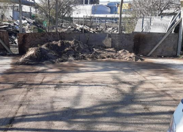 2-mar-21-containers-out-yard-cleared-by-council.jpg