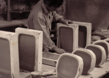 leslie-illsley-making-troika-moulds-1-540-x-444.jpg