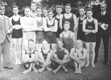 31-swimming-club-1930.jpg
